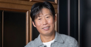 [인터뷰] 곁을 지킨 사람, 곁을 내어준 배우  - <왕과 사는 남자> 배우 유해진