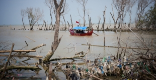 [박 로드리고 세희의 초소형 여행기] 아무 일도 일어나지 않는 마을