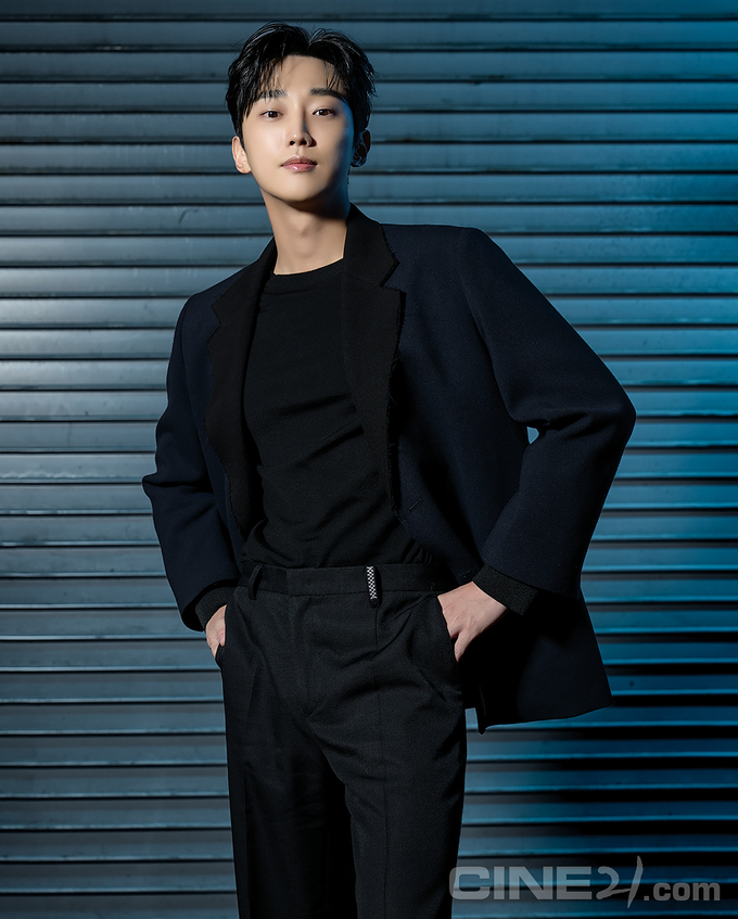 [LIST] 진영이 말하는 요즘 빠져 있는 것들의 목록